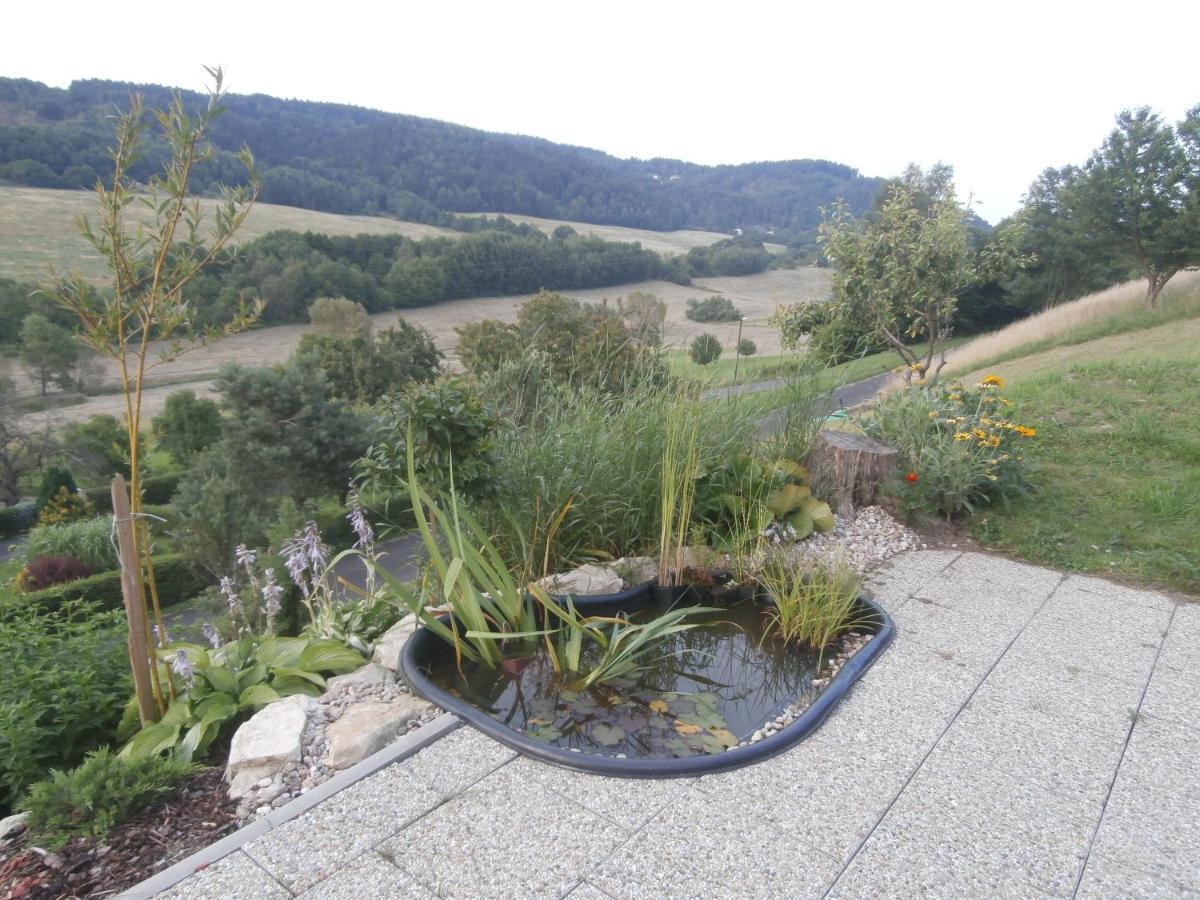Villa Charming House With Beautiful Landscape Frýdštejn Exterior foto